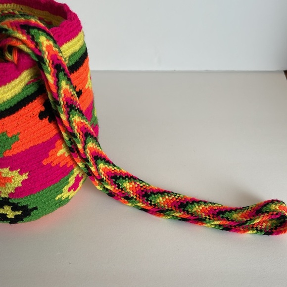 Neon Crossbody Bucket Bag with Tassels - Picture 5 of 6